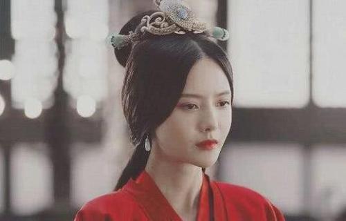 金瀚为什么喜欢张芷溪？张芷溪私下生活和吴秀波什么关系是真的吗