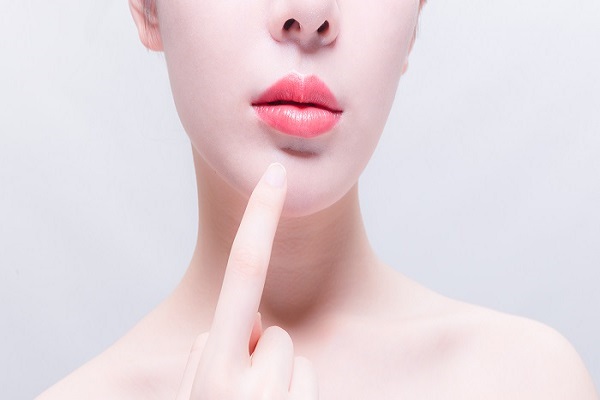 兰芝保湿修护唇怎么样 兰芝唇膜敷多少分钟