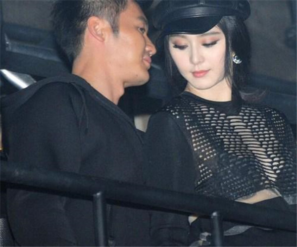 网曝李晨范冰冰已经分手了真的吗,李晨被指不敢理范冰冰负面传闻