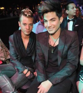 ​亚当兰伯特现任男友曝光是攻还是受 亚当兰伯特ama事件怎么回事