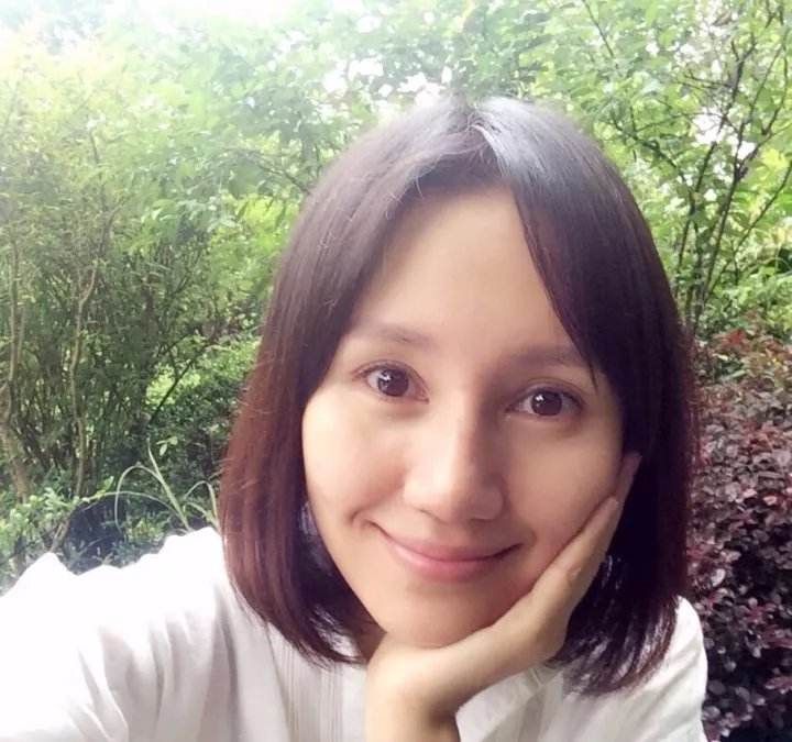 演员袁泉是混血吗长得好漂亮！袁泉为什么眼窝深邃看起来有些显老