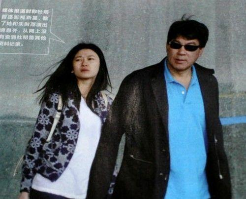 朱时茂三任老婆都是谁情史？朱时茂杜明蕾地库激吻偷情事件回顾