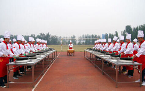 初中毕业生的男孩学什么专业好：初中毕业男生学什么专业合适？