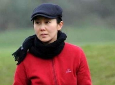 ​冯小刚前妻张娣近照个人资料背景曝光 张娣和徐帆关系好吗对比照