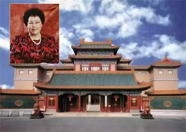 陈丽华家世背景首曝光前夫网友发照片 有钱人陈丽华有多少资产