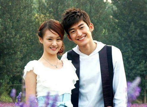 郑爽和许晴为什么不和 许晴手撕郑爽内幕吵架真相曝光