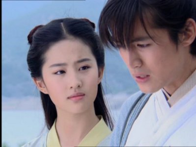 ​刘亦菲跟谁在一起过谈过几个男友？盘点刘亦菲的历任男友感情史