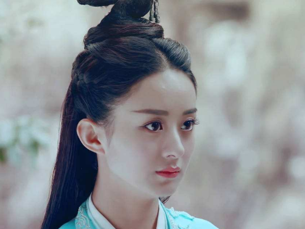 赵丽颖的真实年龄究竟多大？赵丽颖净身高曝光个人资料简历