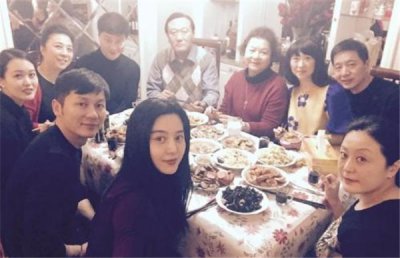 ​范冰冰和李晨互相利用是假恋爱不可能结婚,李晨范冰冰已经分手了