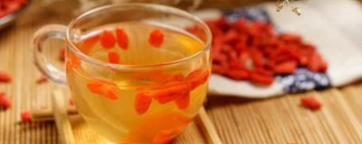 ​蜂蜜可以和枸杞一起泡水喝吗