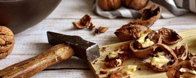 ​核桃苦的能吃吗