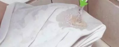 ​干了的酱油渍怎么去除