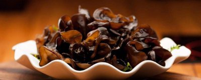 ​木耳用开水烫多久能吃