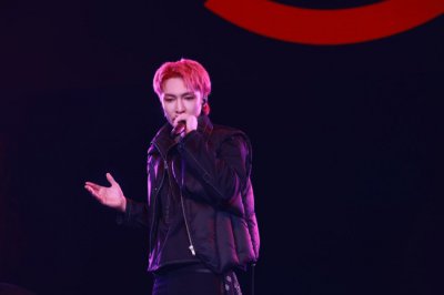 ​张艺兴领衔MetaMoon音乐节 连唱9首嗨翻全场