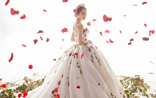 盘点演不了穷人的女明星（演不了穷人的女明星）