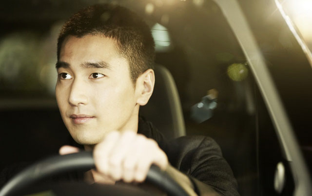 盘点娱乐圈单眼皮的男明星（男明星 单眼皮）