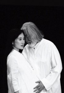 ​张纪中老婆个人资料（张纪中老婆回应恶评说）