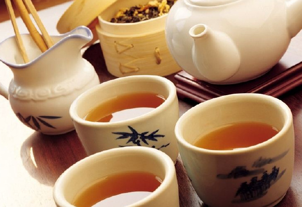 十大危害儿童健康的食物 婴幼儿少吃的食物排名