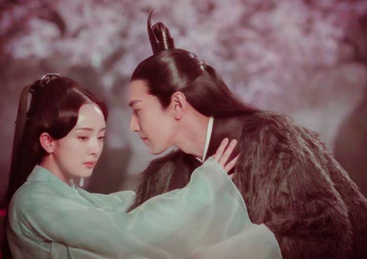 夜华和墨渊什么关系（没有夜华白浅会和墨渊在一起么）