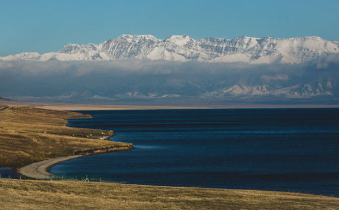 伊犁著名景点有哪些（伊犁旅游景点排名前十大）