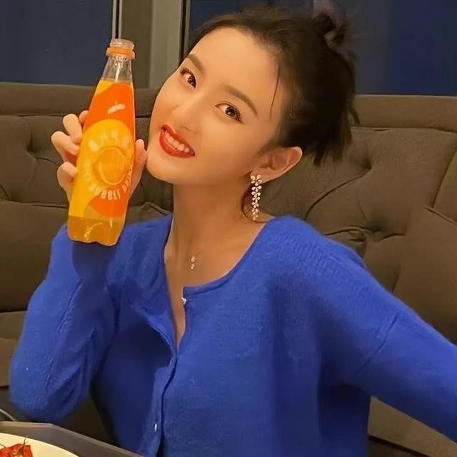 漂亮的女明星图片大全（明星美女头像合集）