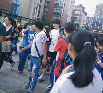 ​杨洋身高到底有多高（你们要的杨洋身高实锤）