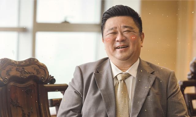 刘露出演的电视剧（刘路在火车站和工作人员起争执）