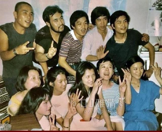 刘露出演的电视剧（刘路在火车站和工作人员起争执）