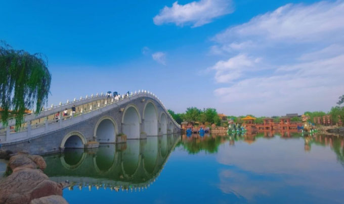 老人最适合去哪个地方旅游（适合老人旅游的景点排行榜）