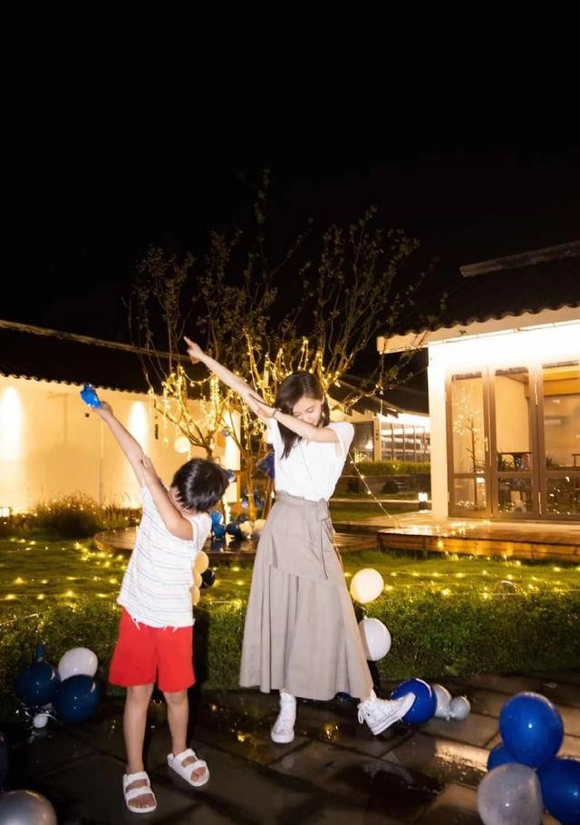 王子文儿子多大了（王子文坦诚儿子8岁生父成谜）