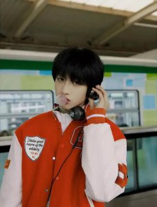 ​朱志鑫原名叫什么（山城少年朱志鑫简介）