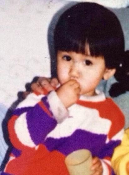 业内人士点评杨幂整容（杨幂整容动了下颚角）