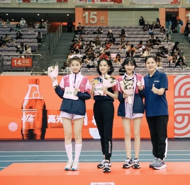 于小彤和陈小纭分手时间（陈小纭于小彤宣布分手）