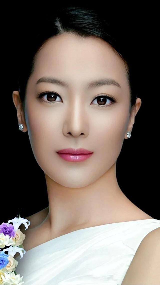 张杰谢娜图片高清（谢娜张杰幸福公开全家出游照）