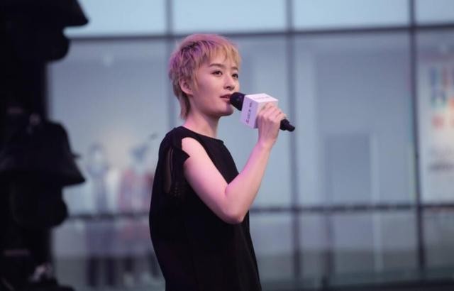 张含韵超级女声排名（“超女”第一二三四梯队都有哪些代表）