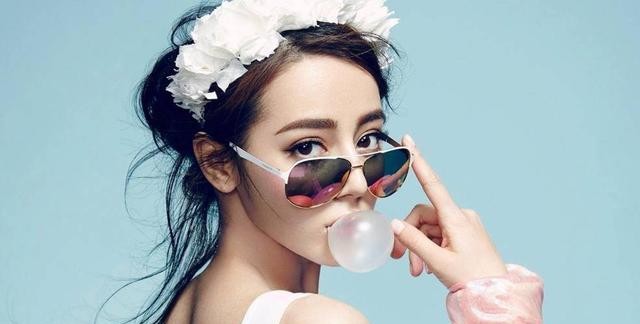 张艺兴迪丽热巴关系（迪丽热巴被催婚提名张艺兴）