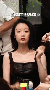 ​好飒的姐！倪妮消失的她短发机车造型释出