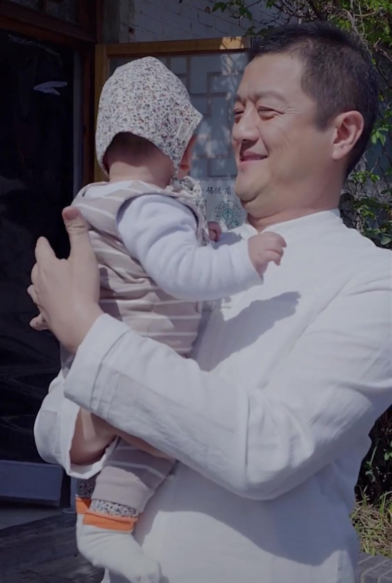 李亚鹏年龄到底多少（50岁李亚鹏将复出拍电影）