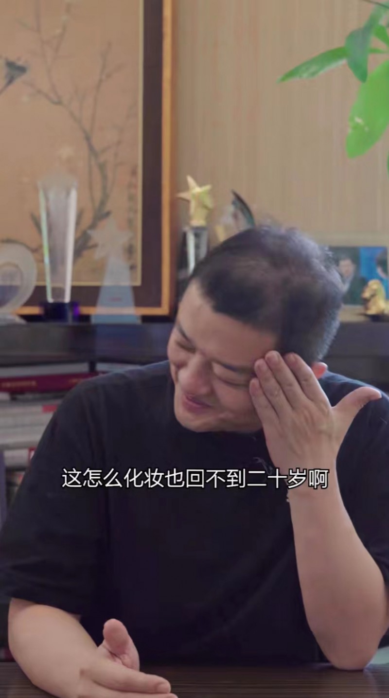 李亚鹏年龄到底多少（50岁李亚鹏将复出拍电影）