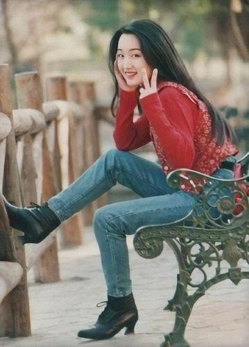 杨钰莹羞辱门（曾为爱隐退却身败名裂的杨钰莹）