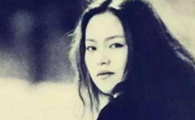 贾玲个人资料简介及老公（贾玲最苦的时候被男友抛弃）