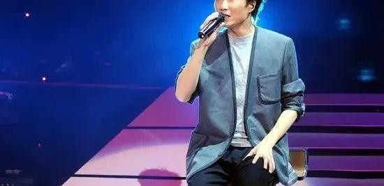 深扒阿sa与郑中基离婚真相（阿sa与郑中基是玩过家家吗）