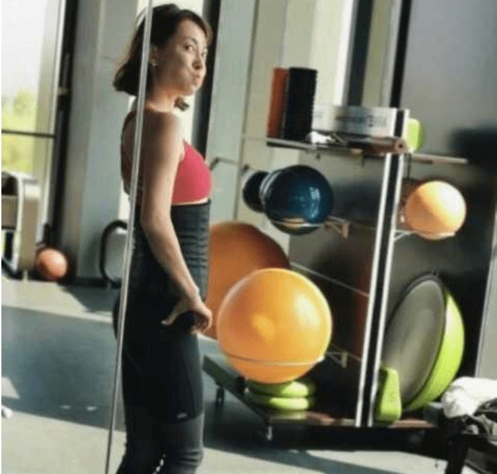 牛莉个人资料老公(牛莉结过几次婚丈夫都是谁?)