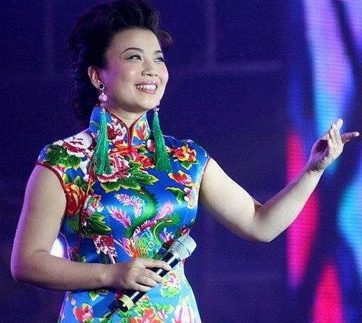 54岁的张也为何至今单身（张也经历一般人确实不敢娶）