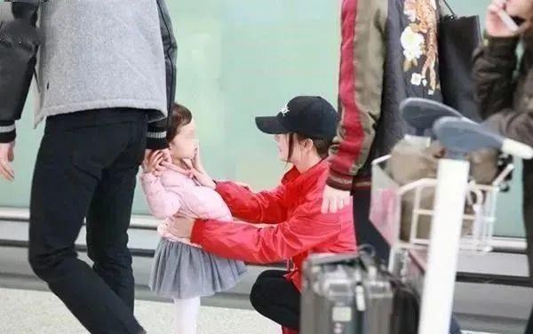 刘凯威宣布杨幂怀二胎（媒体爆杨幂怀二胎）