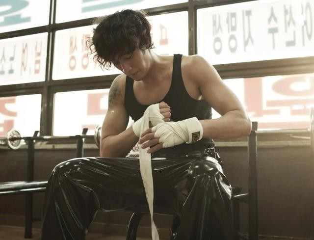 苏志燮现状如何（男神苏志燮婚后复出面容憔悴）