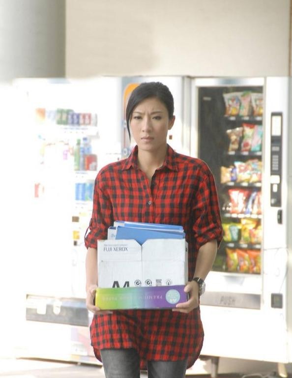 杨怡车震门事件怎么回事（龙套女王杨怡曾罗仲谦身陷车震门）