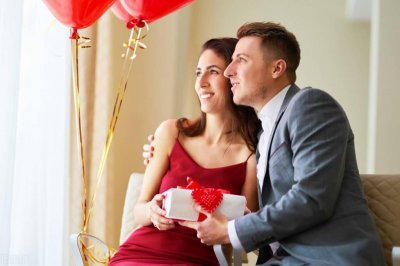 ​四爱是什么意思（四爱和一伤的女人容易出轨）