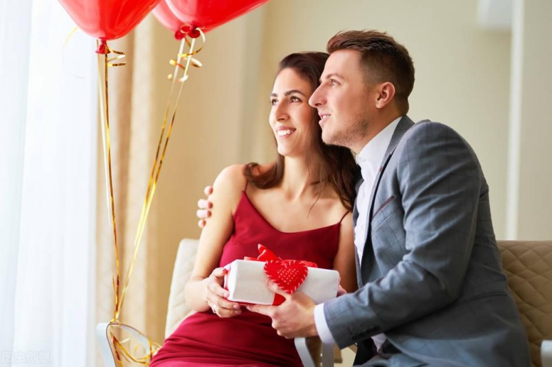 四爱是什么意思（四爱和一伤的女人容易出轨）