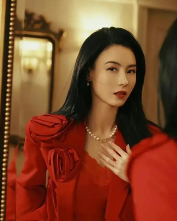 女人的心是玻璃做的（让女人主动的方式三不做）